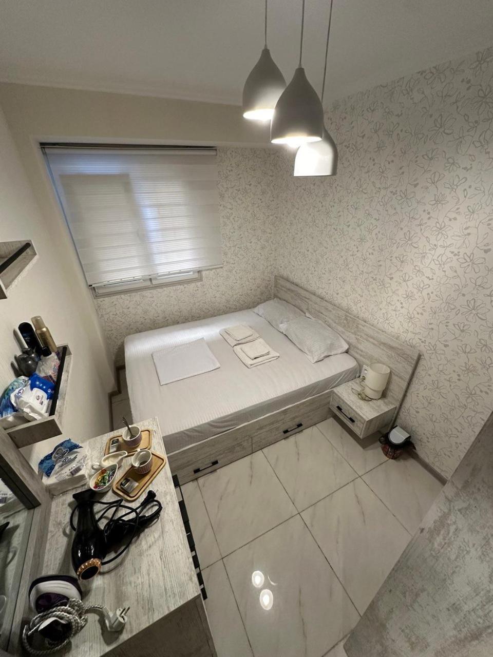 Elegant Escape In City Center Erivan Exterior foto